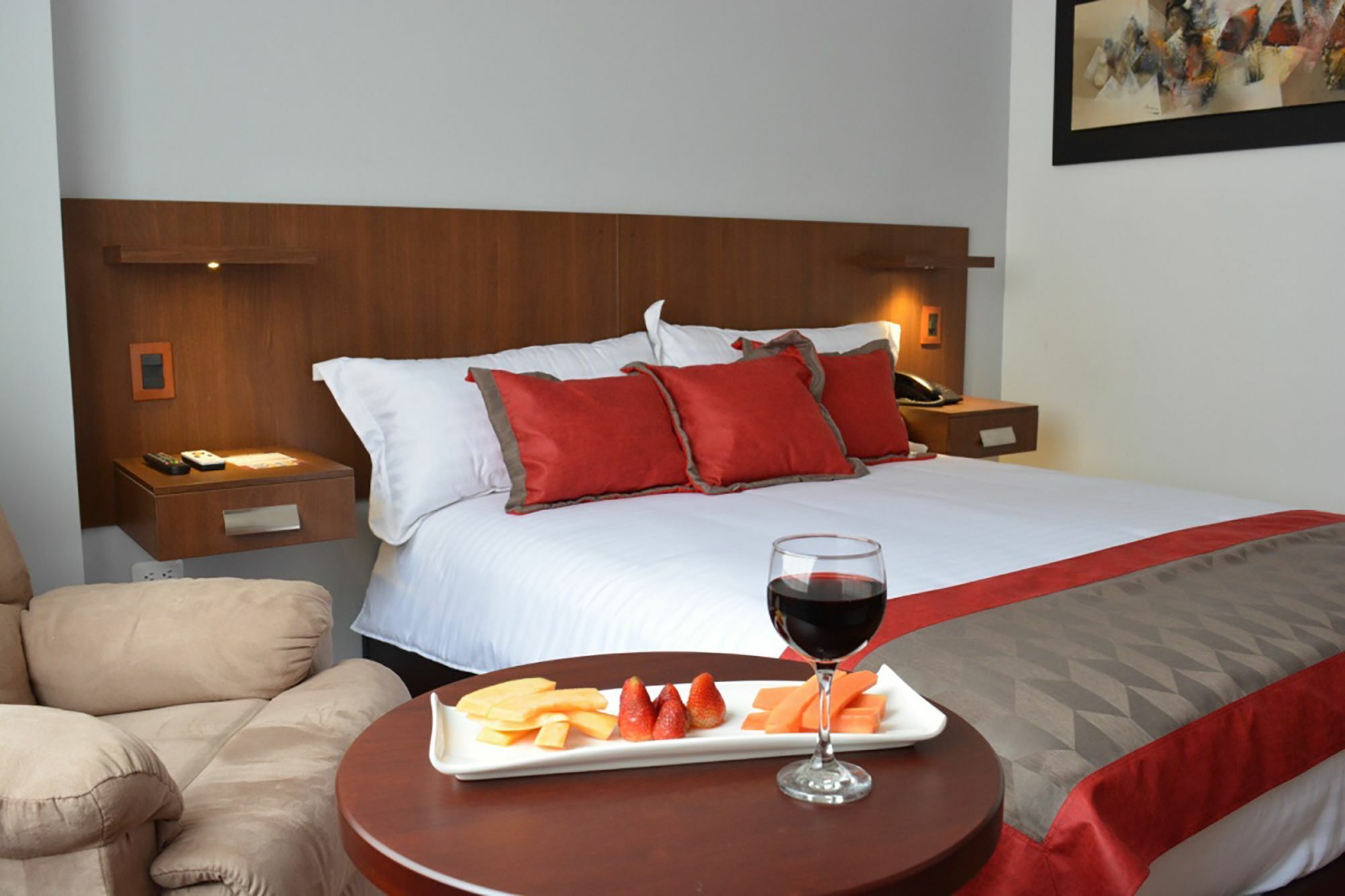 Hotel Santiago De Compostella Suites كوينكا المظهر الخارجي الصورة